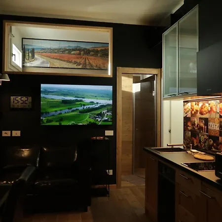 Tuscany Gallery Bed & Breakfast Pisa