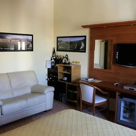 Tuscany Gallery Nocleg ze śniadaniem Piza